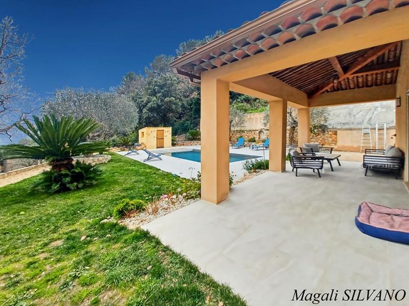 Villa - 150 m² - 5 pièces