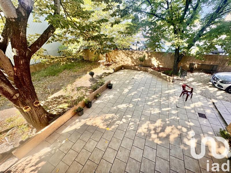 Maison - 108 m² - 6 pièces