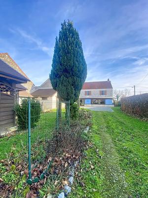 Maison - 275 m² - 7 pièces