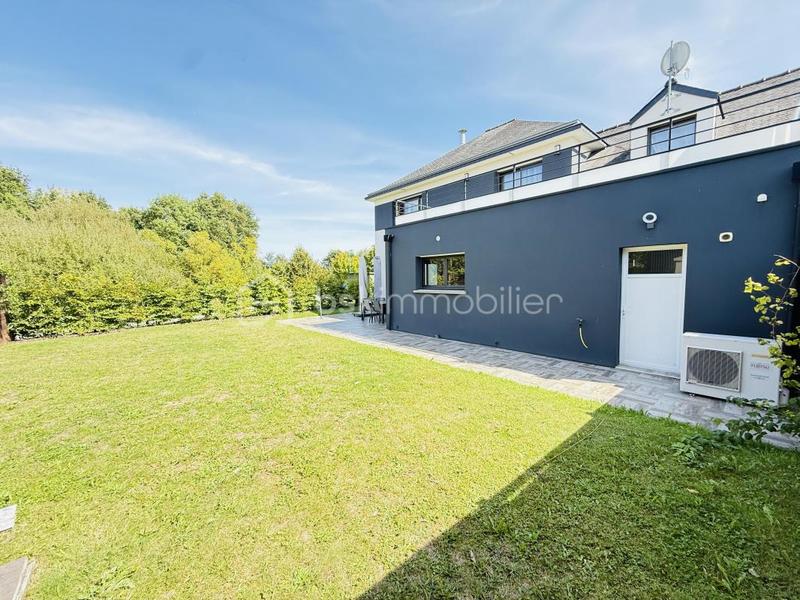 Maison - 140 m² - 6 pièces