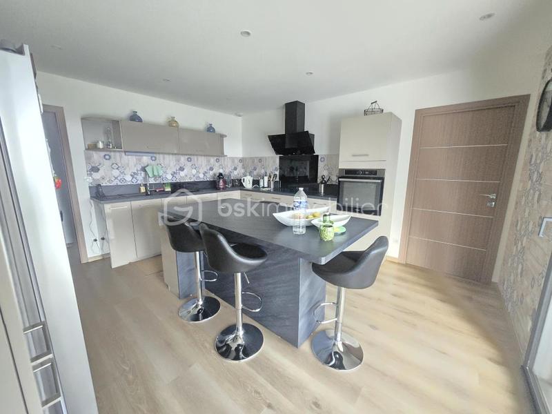 Pavillon - 130 m² - 5 pièces