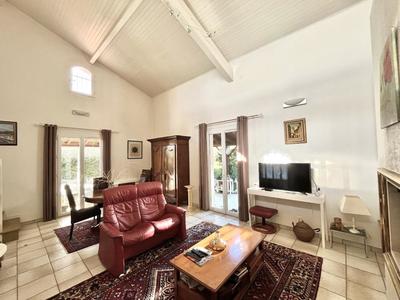 Maison traditionnelle - 113 m² - 4 pièces