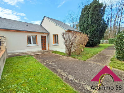 Maison - 203 m² - 10 pièces