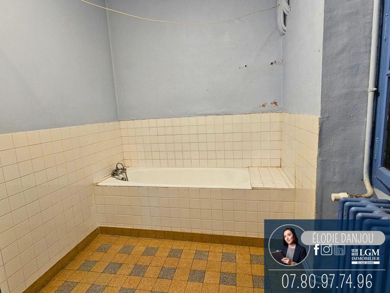 Maison - 390 m² - 10 pièces