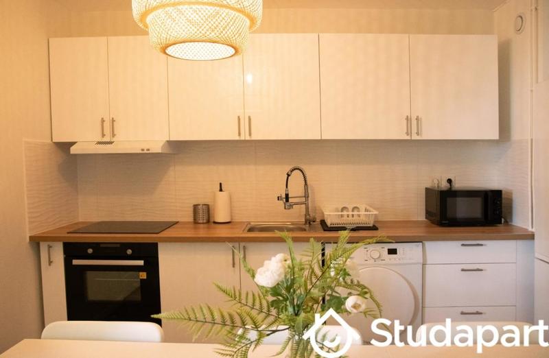 Chambre - 12 m² - 1 pièce