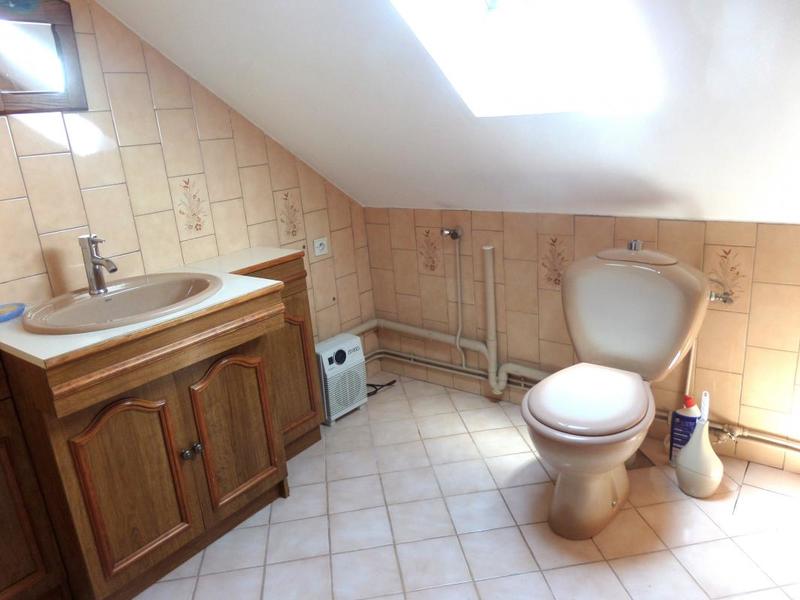 Maison - 99 m² - 5 pièces