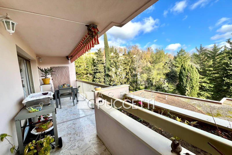 Appartement - 102 m² - 3 pièces