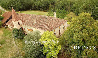 Maison - 153 m² - 6 pièces