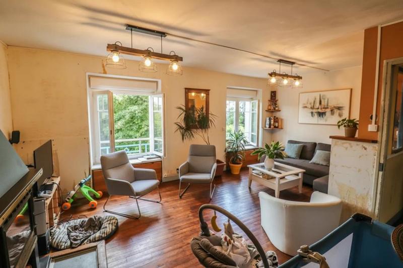 Maison - 121 m² - 6 pièces