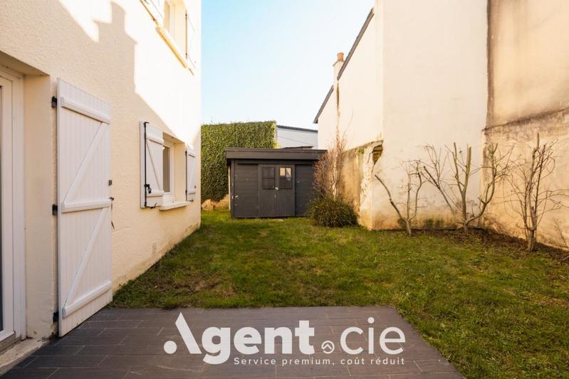 Maison - 104 m² - 5 pièces