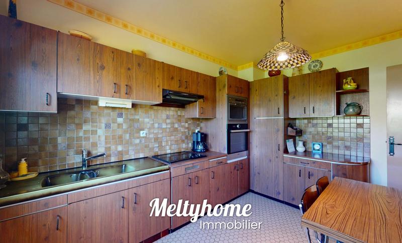 Maison ancienne - 135 m² - 7 pièces