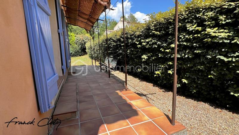 Villa - 175 m² - 6 pièces