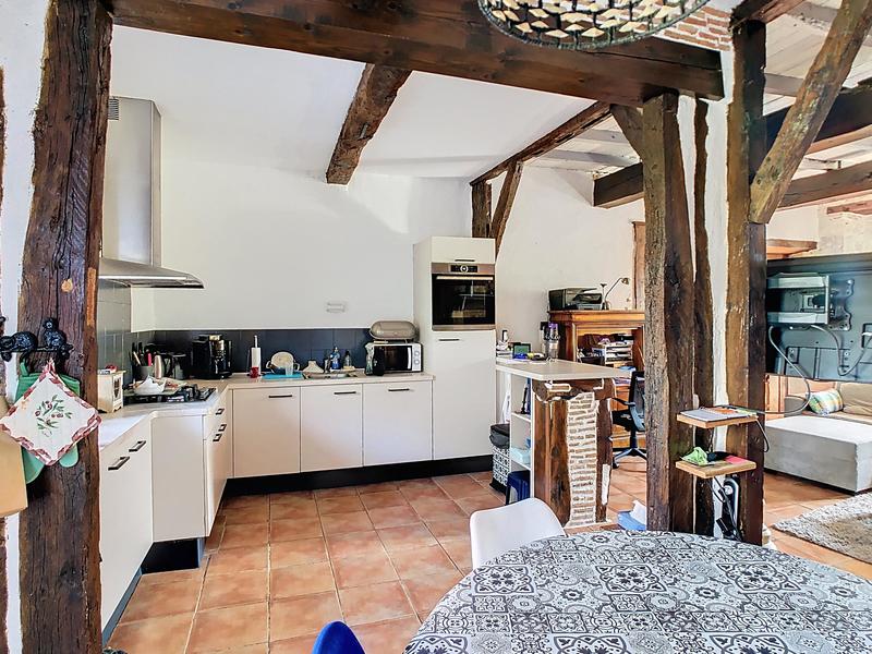 Propriété - 377 m² - 11 pièces