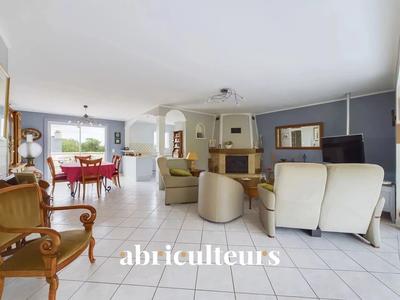 Maison - 150 m² - 6 pièces