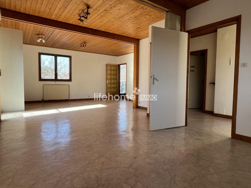 Maison - 204 m² - 9 pièces