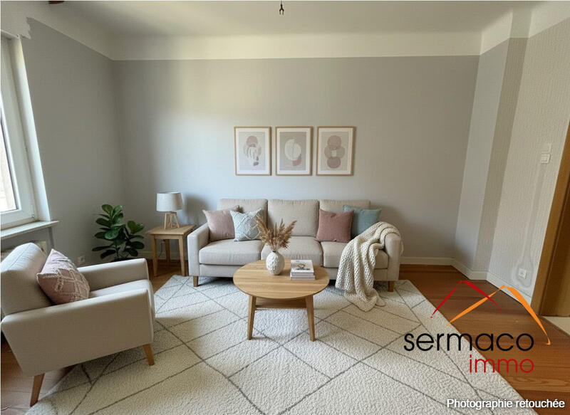 Maison - 210 m² - 11 pièces