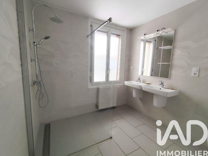 Maison - 93 m² - 5 pièces