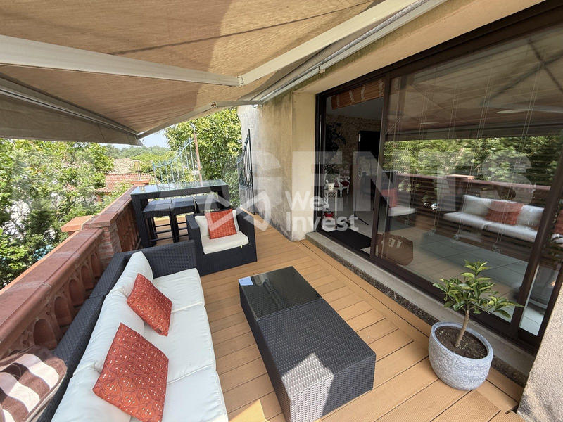 Maison - 269 m² - 9 pièces