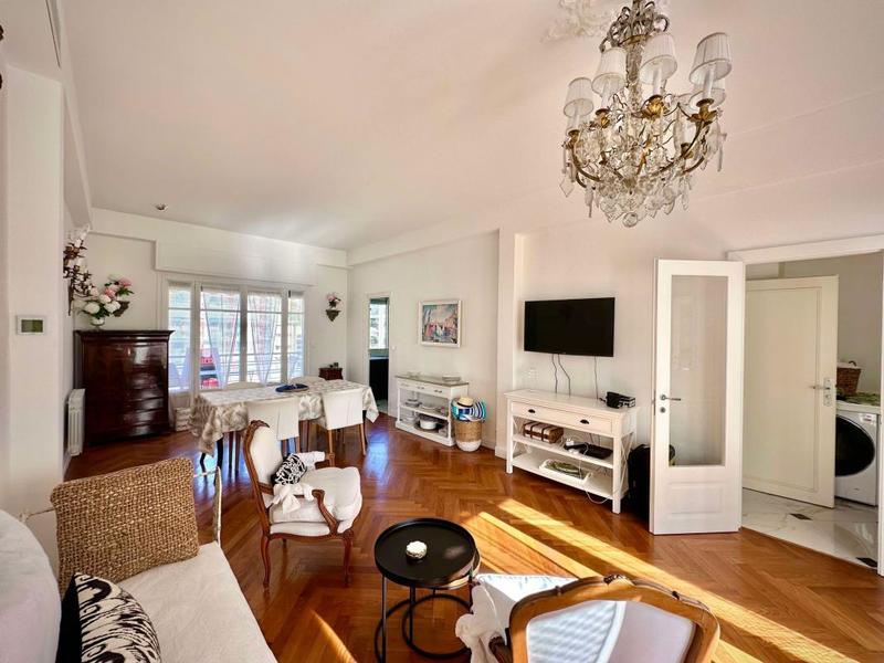 Appartement - 84 m² - 3 pièces