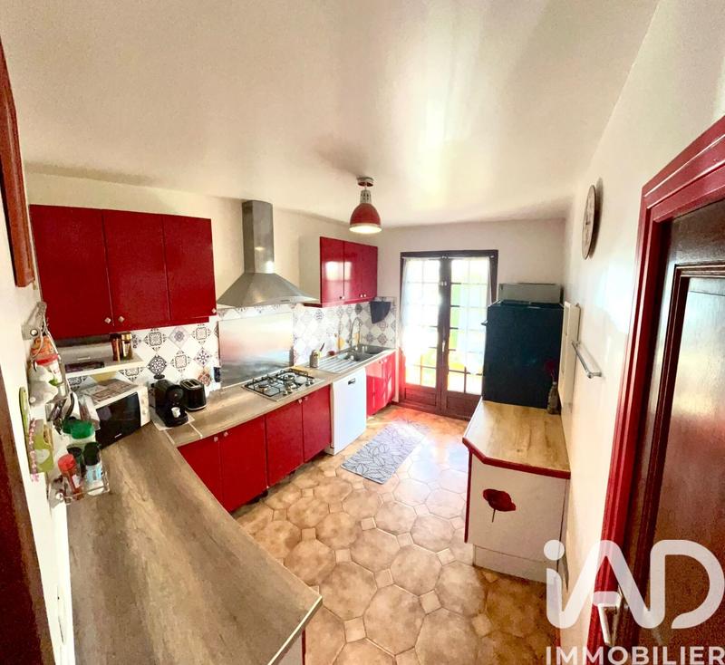 Maison - 122 m² - 7 pièces