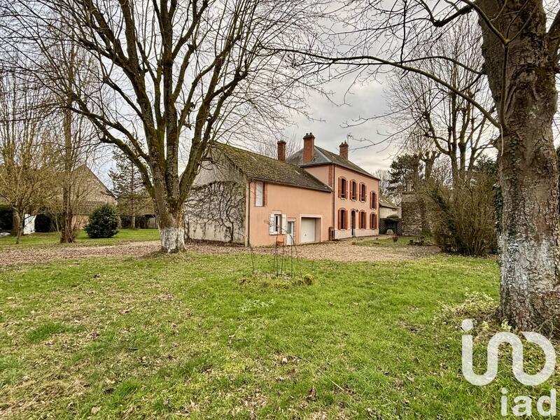 Maison - 252 m² - 10 pièces