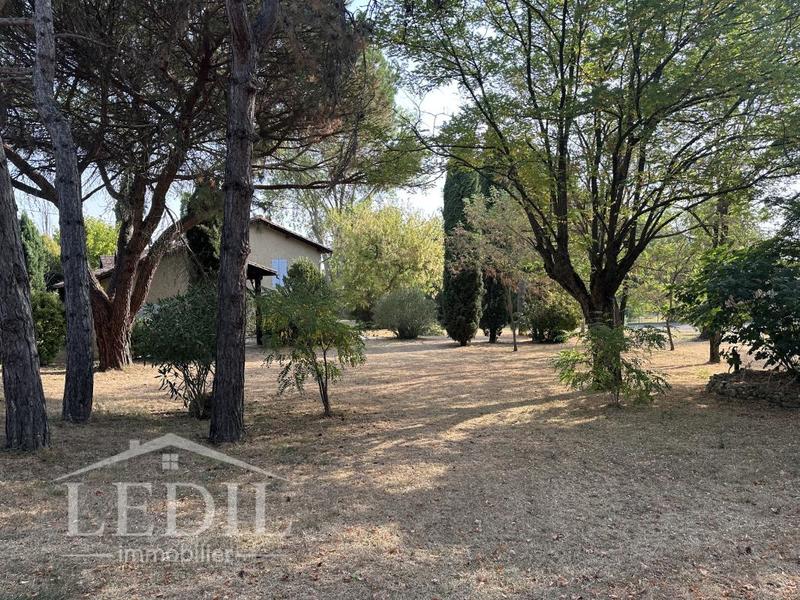 Propriété - 150 m² - 4 pièces