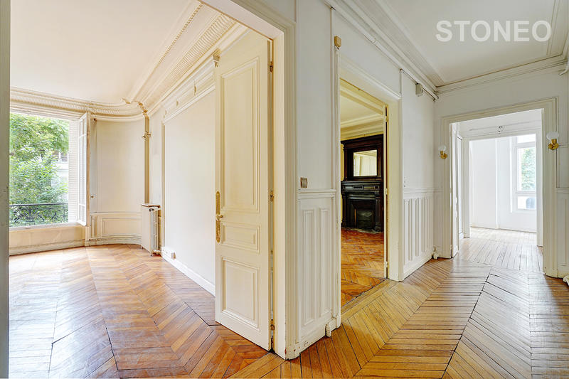 Appartement ancien - 160 m² - 7 pièces