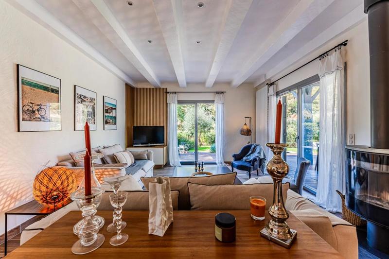 Propriété - 135 m² - 4 pièces