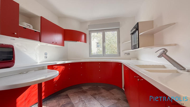 Maison - 142 m² - 6 pièces