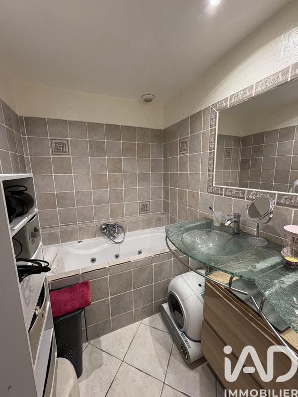 Appartement - 94 m² - 4 pièces