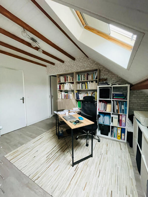 Maison - 161 m² - 7 pièces