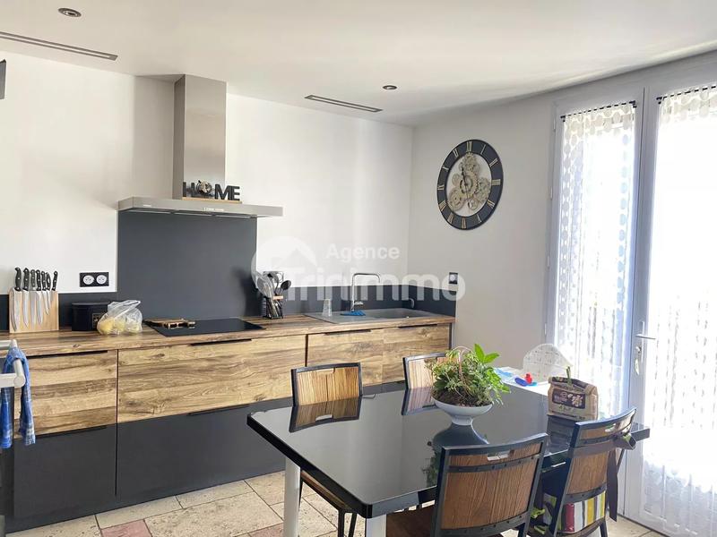 Maison - 175 m² - 7 pièces