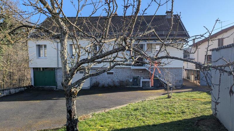 Maison - 97 m² - 6 pièces