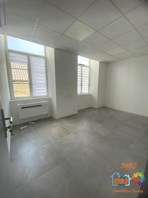 Local commercial - 25 m² - 2 pièces