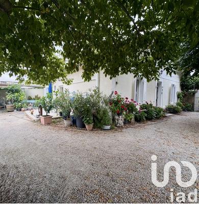 Maison - 210 m² - 7 pièces