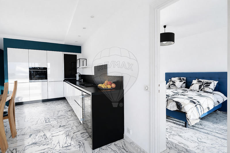 Appartement - 101 m² - 4 pièces