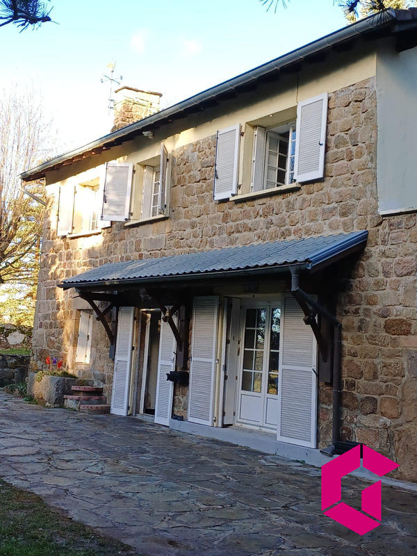 Maison - 106 m² - 5 pièces