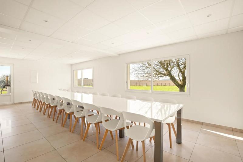 Maison - 450 m² - 14 pièces