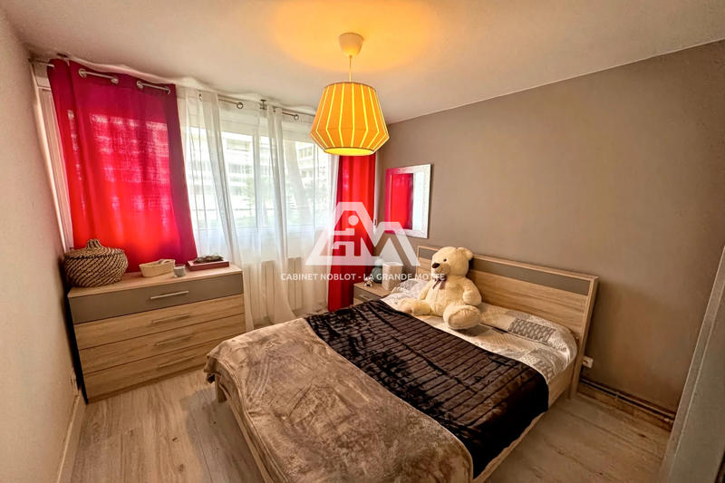 Appartement - 75 m² - 4 pièces