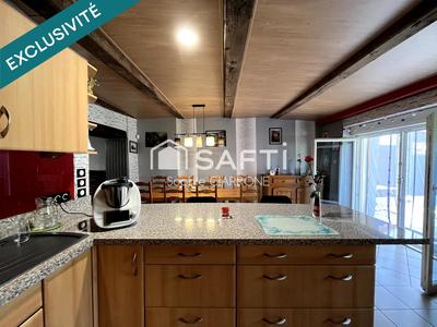 Maison de village - 240 m² - 7 pièces