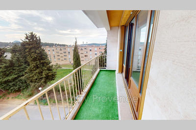 Appartement - 92 m² - 5 pièces