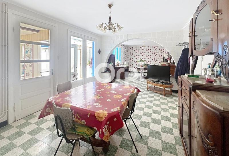 Maison - 206 m² - 6 pièces