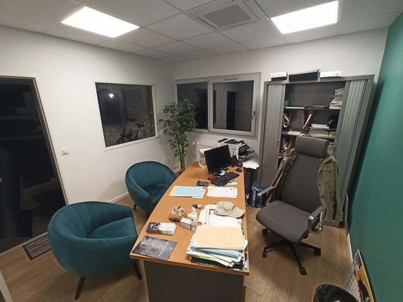 Local commercial - 1 460 m²