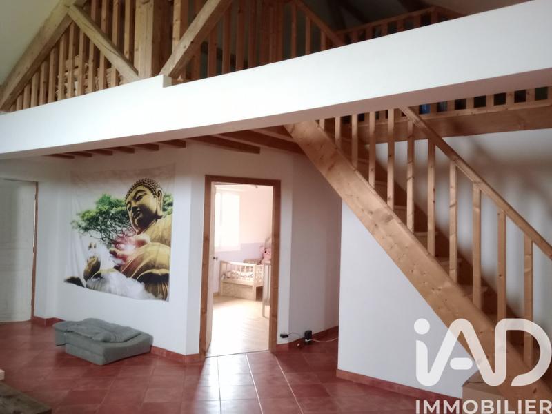 Maison - 235 m² - 10 pièces