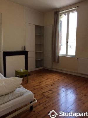 Chambre - 14 m² - 1 pièce