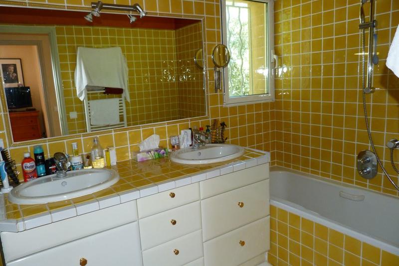 Villa - 270 m² - 6 pièces