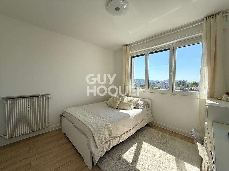 Appartement - 76 m² - 4 pièces