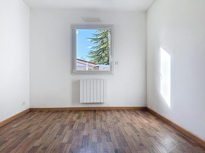 Maison - 215 m² - 7 pièces