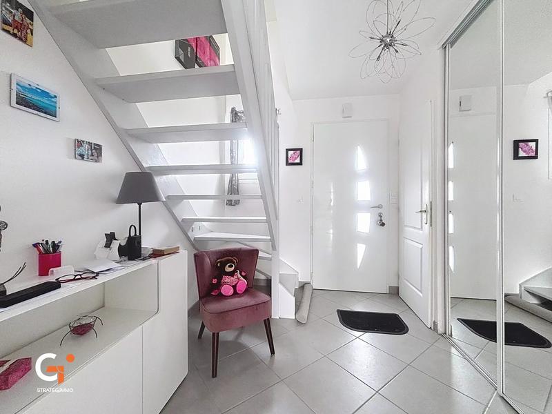 Maison - 112 m² - 6 pièces