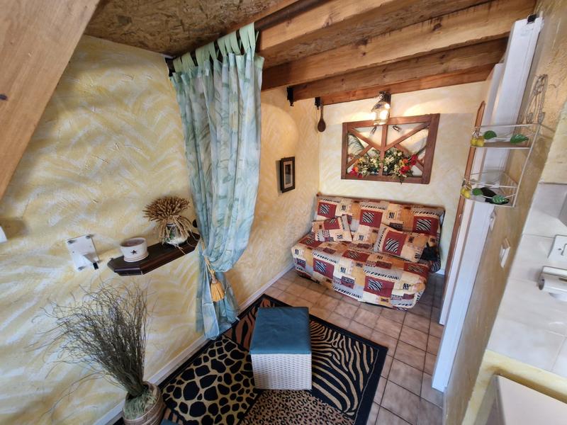 Villa - 15 m² - 1 pièce